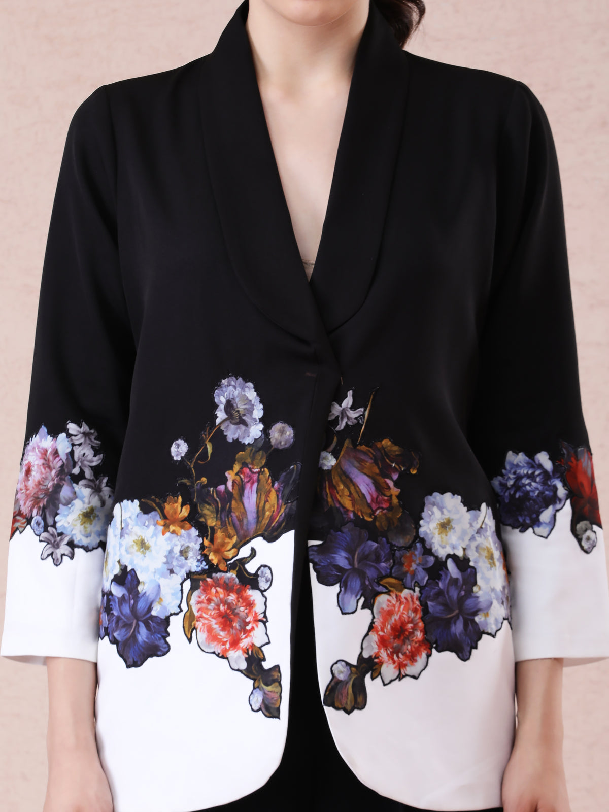Black & Off-White Banana Crepe Blazer Set with Multicolored Flower Appliqué — product photo